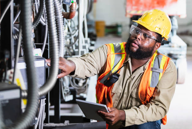  Und City, MO Electrician Pros