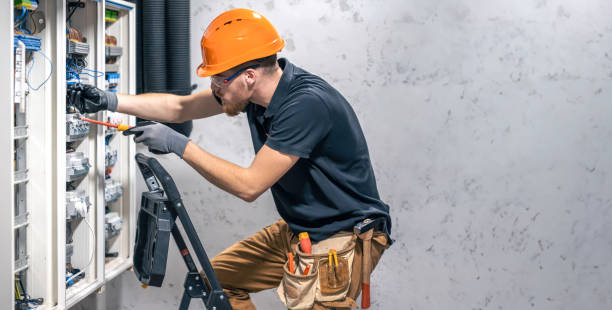 Best Affordable Electrician  in Und City, MO